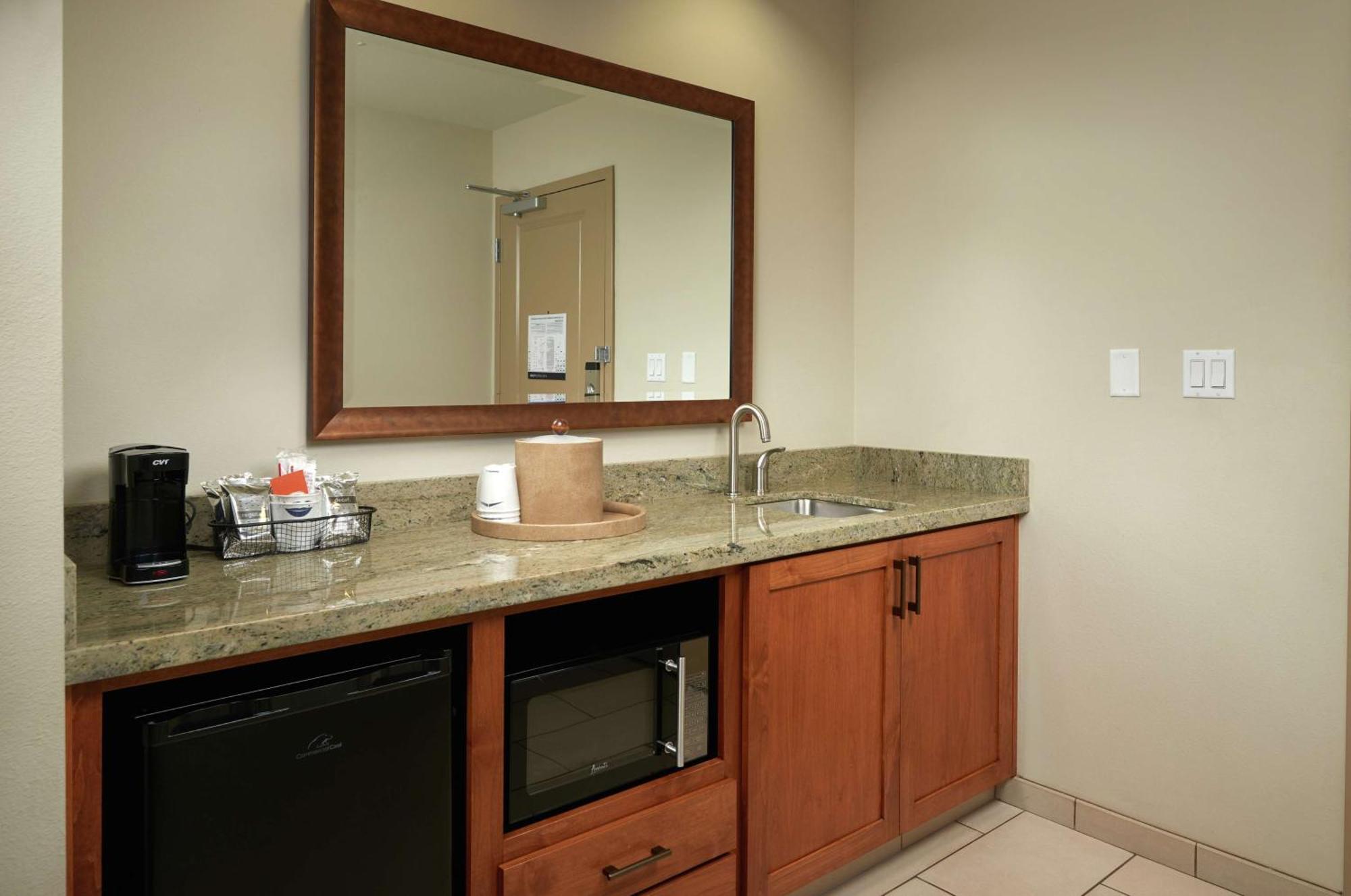 Hampton Inn And Suites סאלם מראה חיצוני תמונה